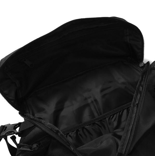 SPY スパイ 　バッグ　CROSS TOWN CITY BAG PACK / BLACK　ボックス型 リュック　バックパック【C1】