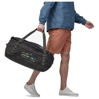 PATAGONIA パタゴニア ダッフルバッグ BLACKHOLE DUFFLE 40L BLACK (BLK) 49339 ブラックホールダッフル  バックパック・リュックサック【C1】 | スキー通販WEBSPORTSスキー板・ブーツ・ウェアを正規モデルを最速でお届け！