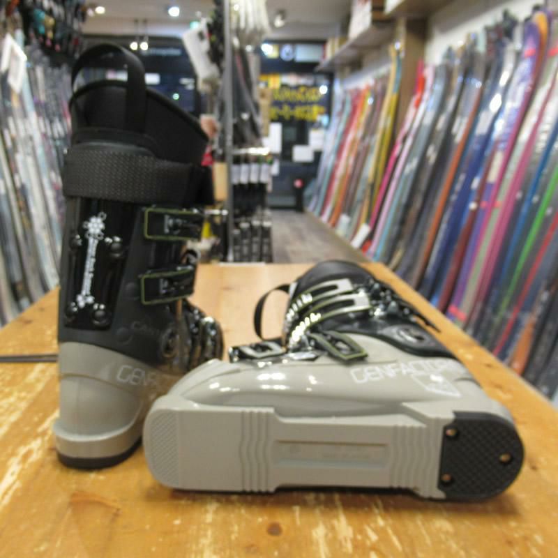 GEN スキーブーツ BUMPS 8（AUTO-FIT ) ラテブラウン x マットブラック